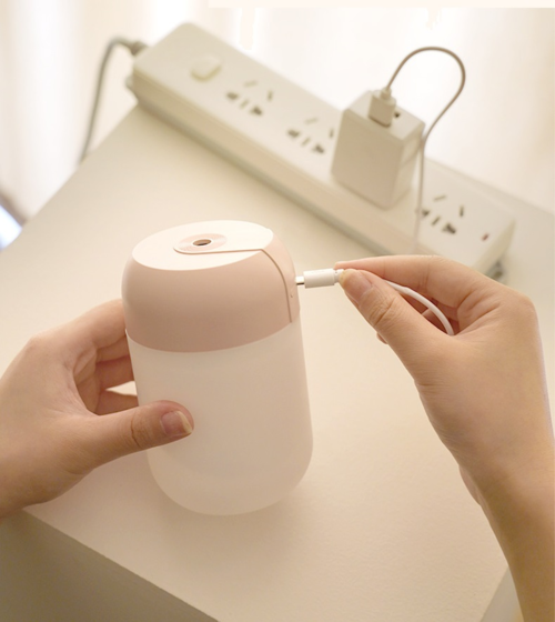 Premium Mini Ultrasonic Aroma Diffuser – Portable Essential Oil Humidifier with Cool Mist Technology